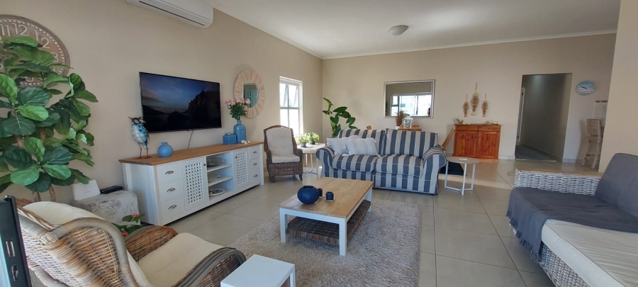 3 Bedroom Property for Sale in Blue Lagoon Western Cape